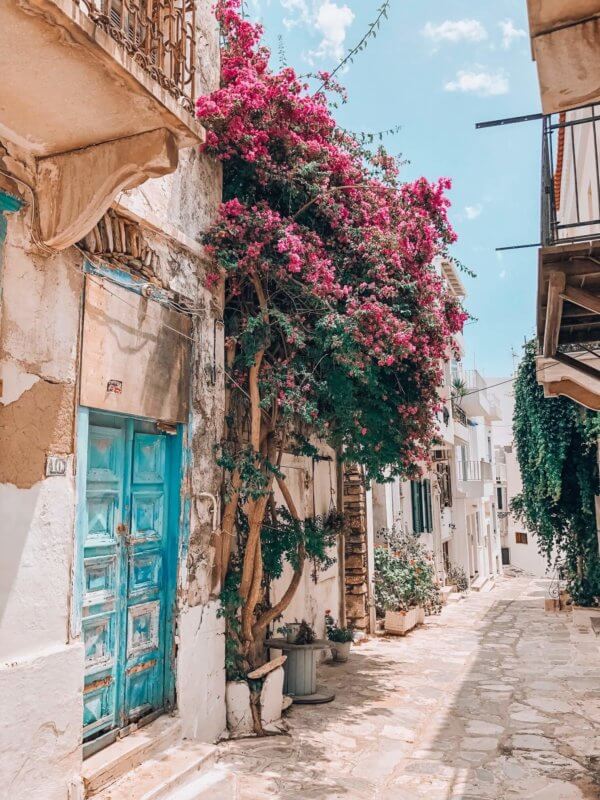 From Mykonos to Tinos - Island hopping the Greek way